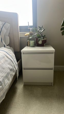 Modern White Bedside Tables - Set of 2