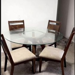Dinning Table 