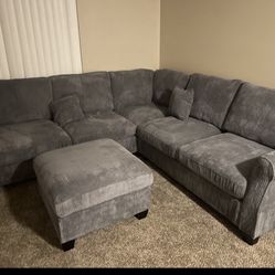 Sectional Couch Like New! Great Price 