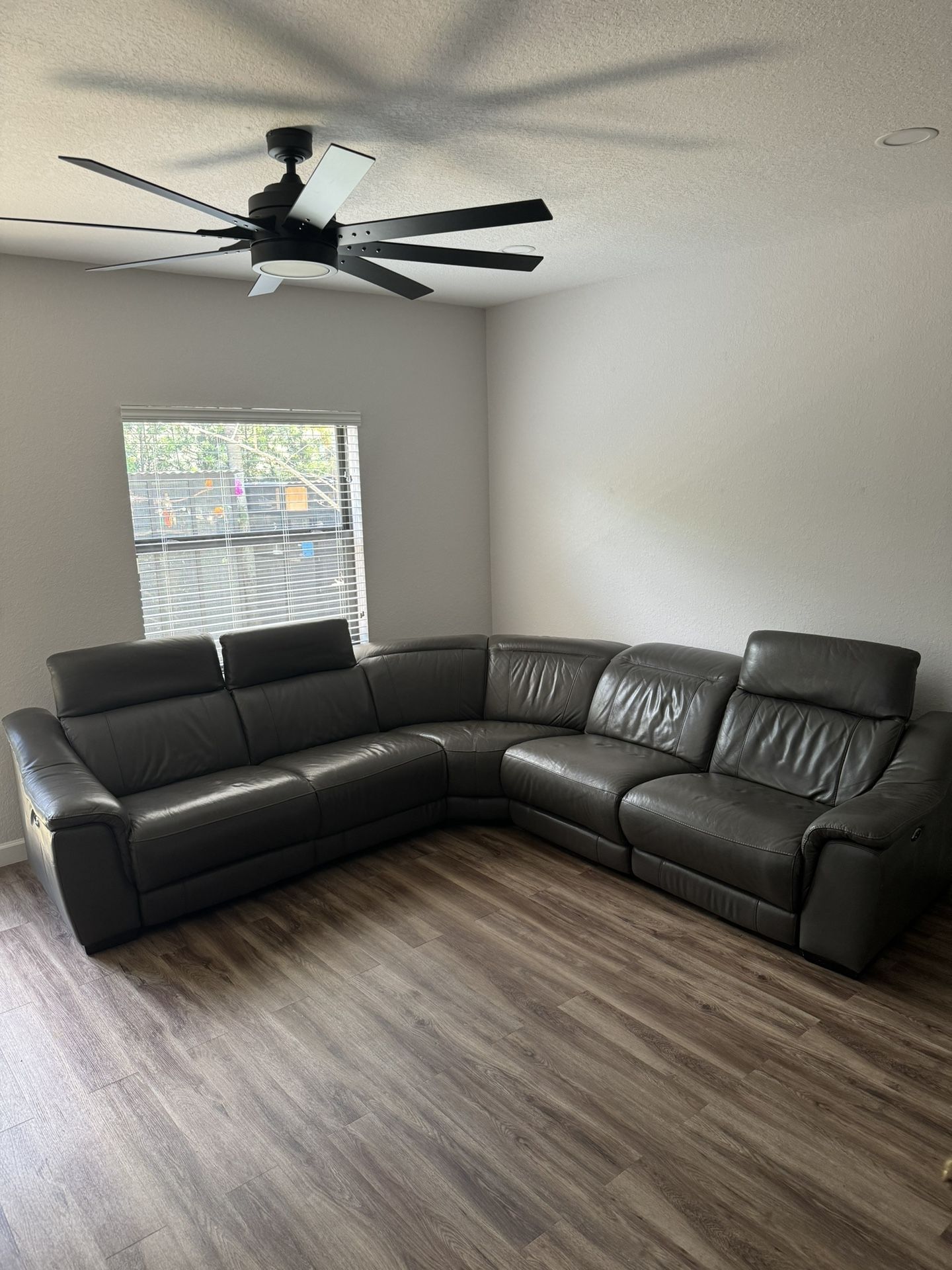Genuine Leather Couch With Recliners