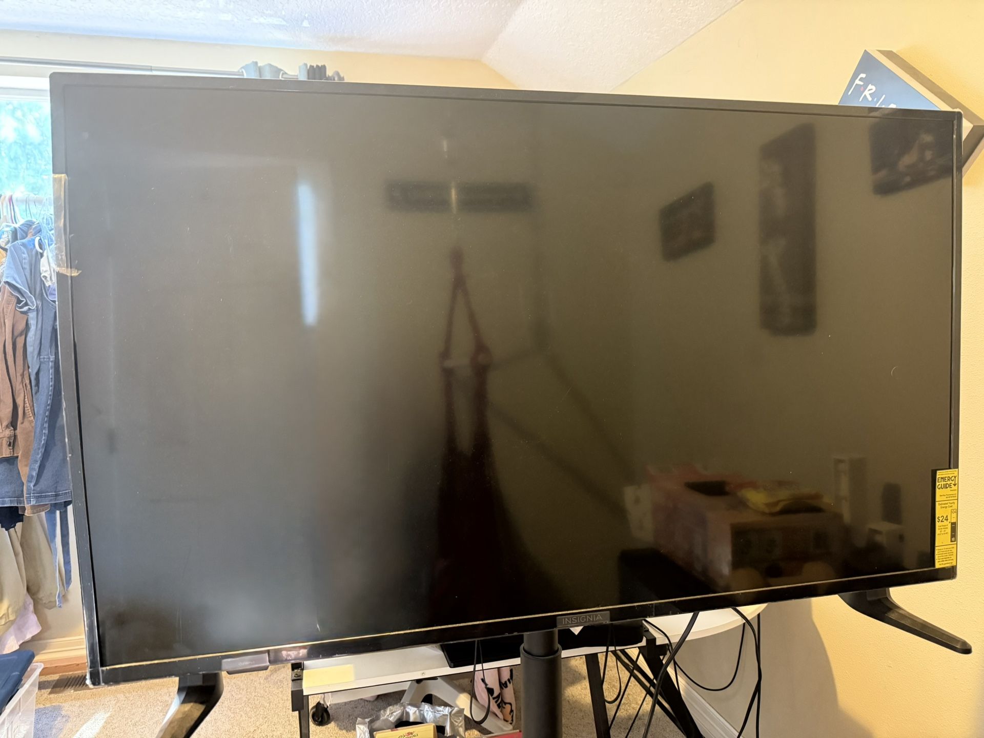 Insignia fire tv 50”