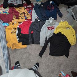 Size 5 And 8 Jackets 3 Dollars Or All Of Em For 25