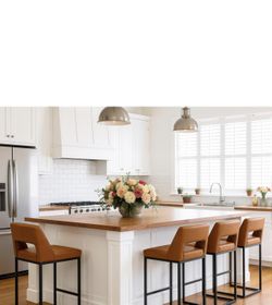 ✨ Counter Height Bar Stools – Set of 4 ✨ 💰 $280 | Brand New in Box  Upgrade your kitchen or bar area with this modern and stylish set of stools.  ✔ S