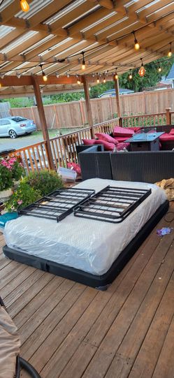 Queen Size Bed *new*