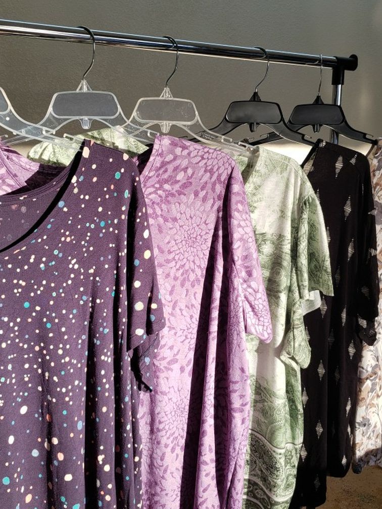 Womens Plus Size Tops