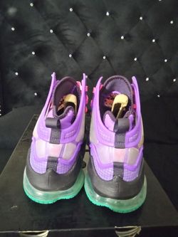 LeBron XIX - Wild Berry/ Hyper Pink Baie Sauvage/Hyper Rose