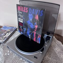 Miles Davis – Merci Miles! Live at Vienne (2LP, New, Sealed)