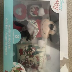 New Disney Baby Minnie Mouse Gift Set Age 0+ 4pcs Plush, Rattle, Tether, Book
