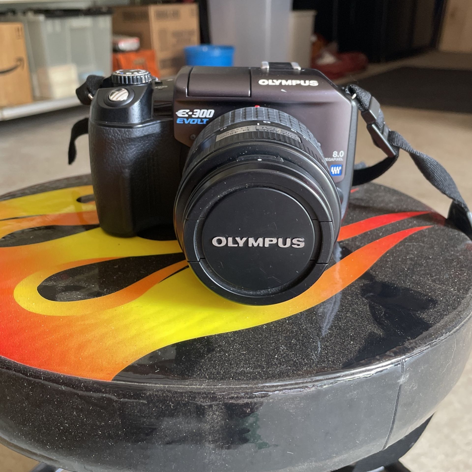 Olympus E-300 Evolt Camera
