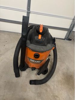 12 Gallon Rigid Shop Vacuum