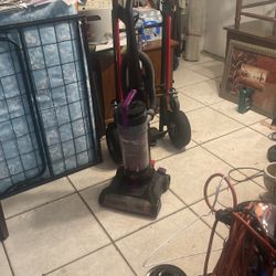 20 Hinches Bissell Vacumcleaners 