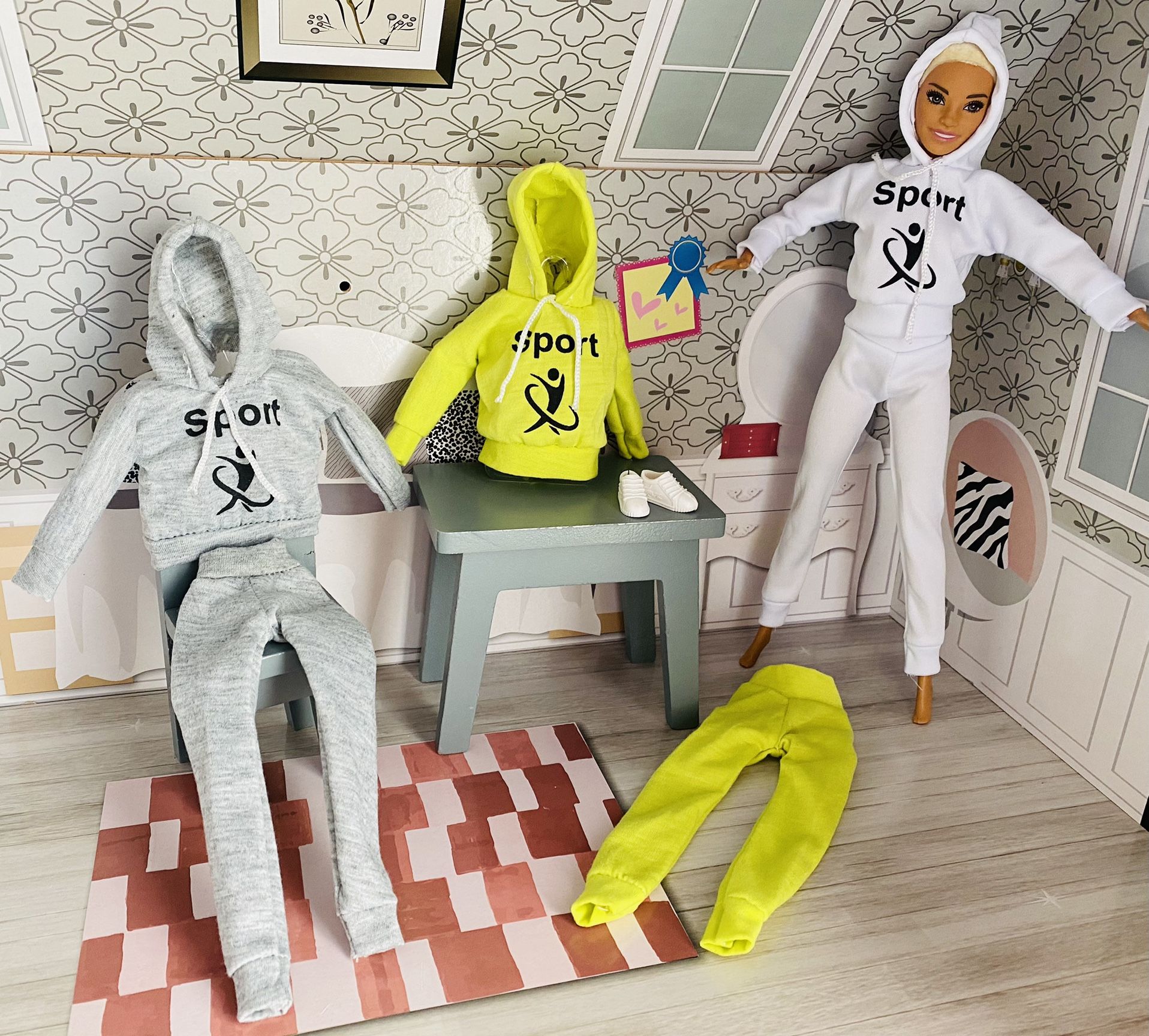 Barbie Clothes (read)