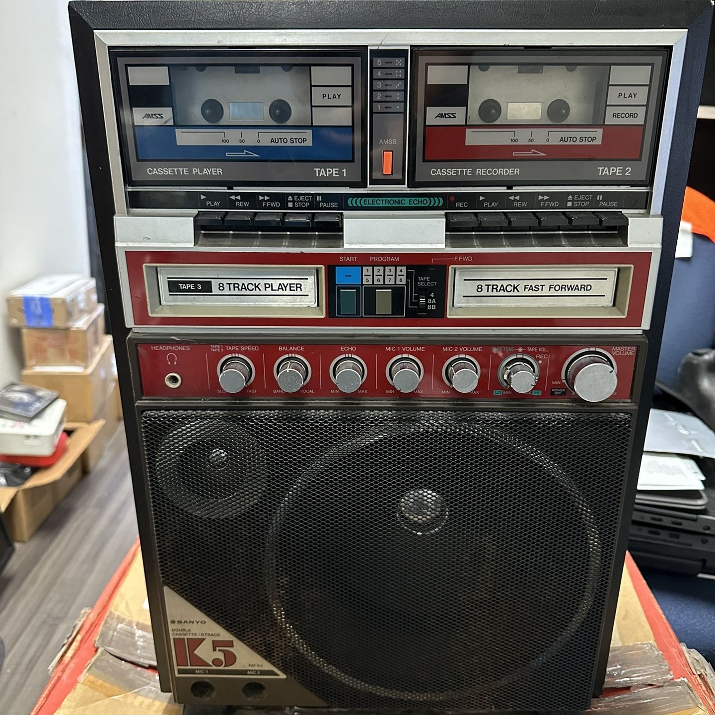 Vintage Sanyo PAT-K5 Karaoke player 8 Track And Cassette Audio for