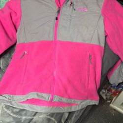 north face woman’s zipper sweatshirt size large never worn 