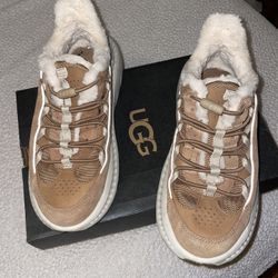 UGG Men’s Sneakers. Size 7.5