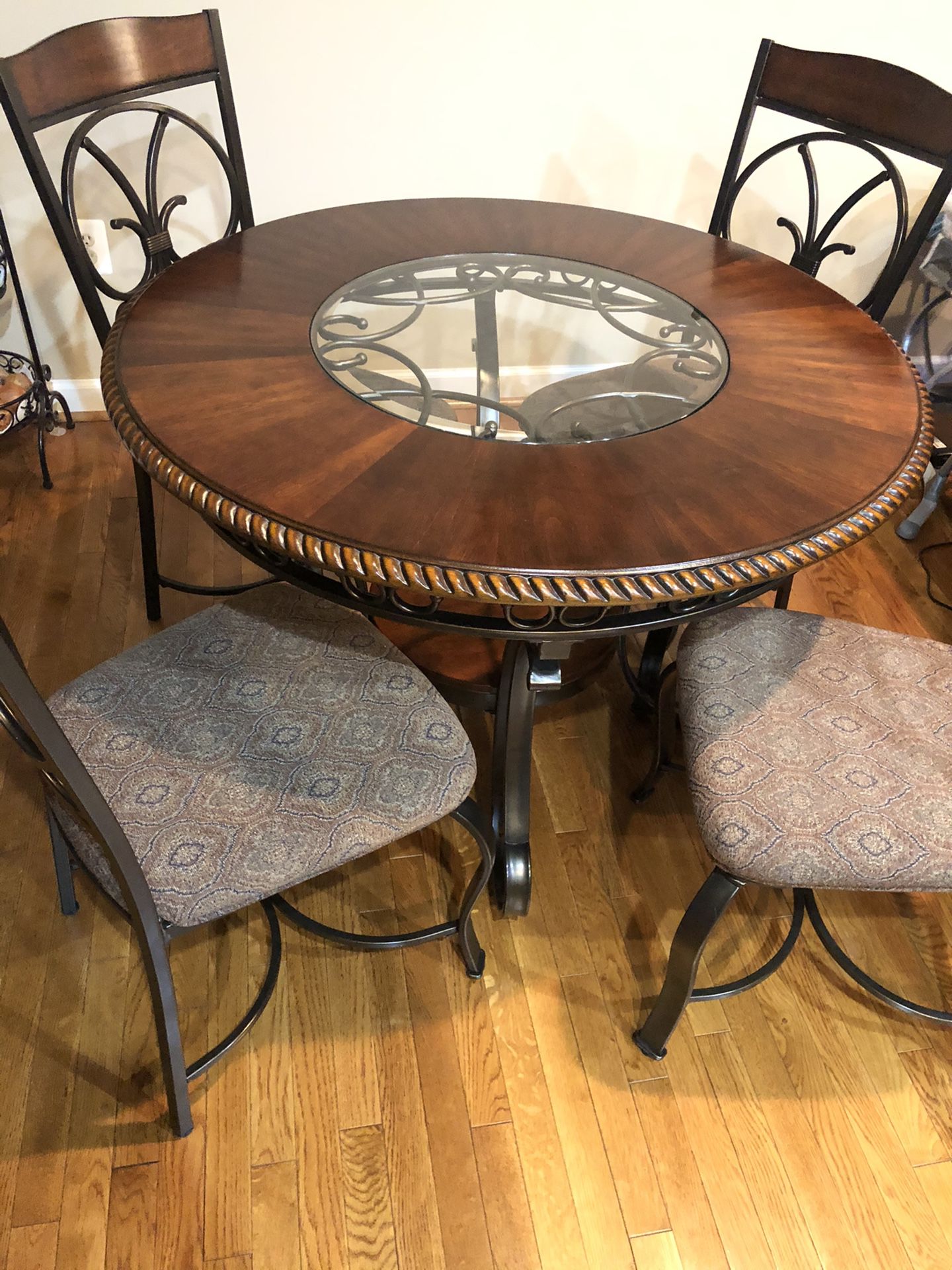 Brown Dining table with 4 chairs