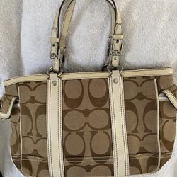 Coach purse 