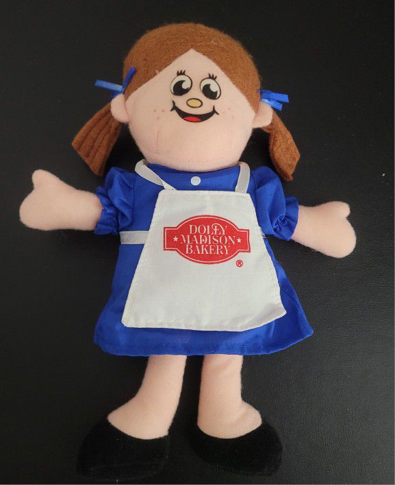 Dolly Madison Hostess Snackin Friends Plush Doll 1999