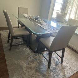 Dinning Table 