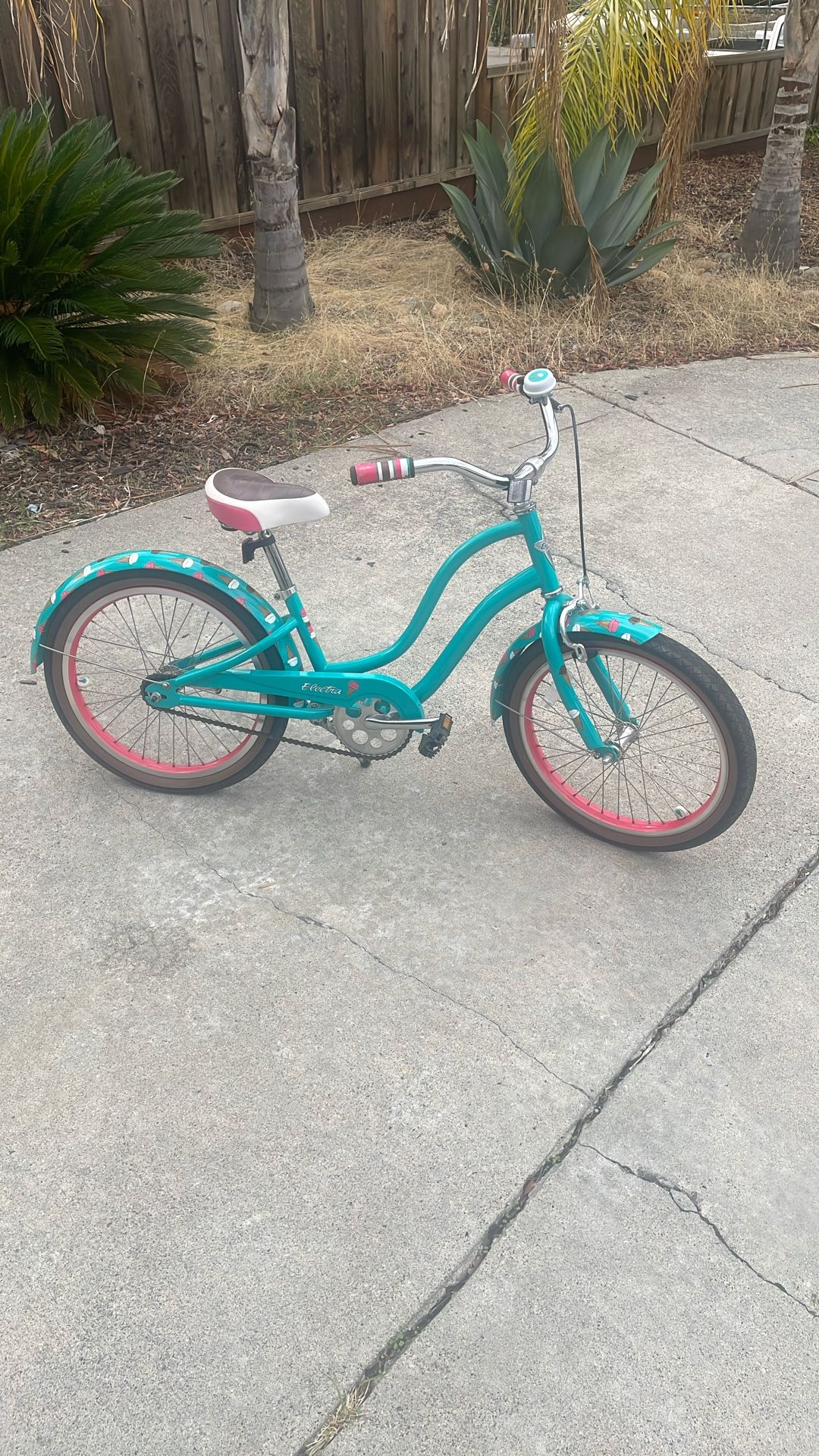 Girls Beach Cruiser