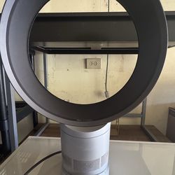 Move out sale ! Fan , car mats Tesla Y , cups, plates , bowls