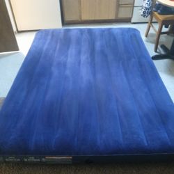 Air Mattress Full Size With Pump