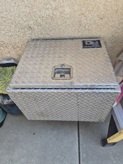 Diamond Plate RC TOOLBOX