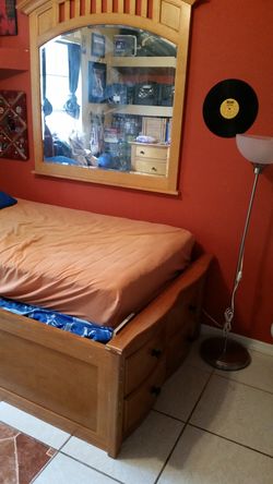 Dresser and Twin bed set