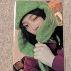 NewJeans Hanni Korean Photocard Non-Sport Trading Card Single