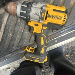 DeWalt hammer drill 20 volt