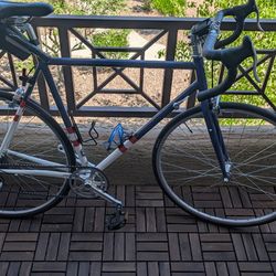 Road bicycle