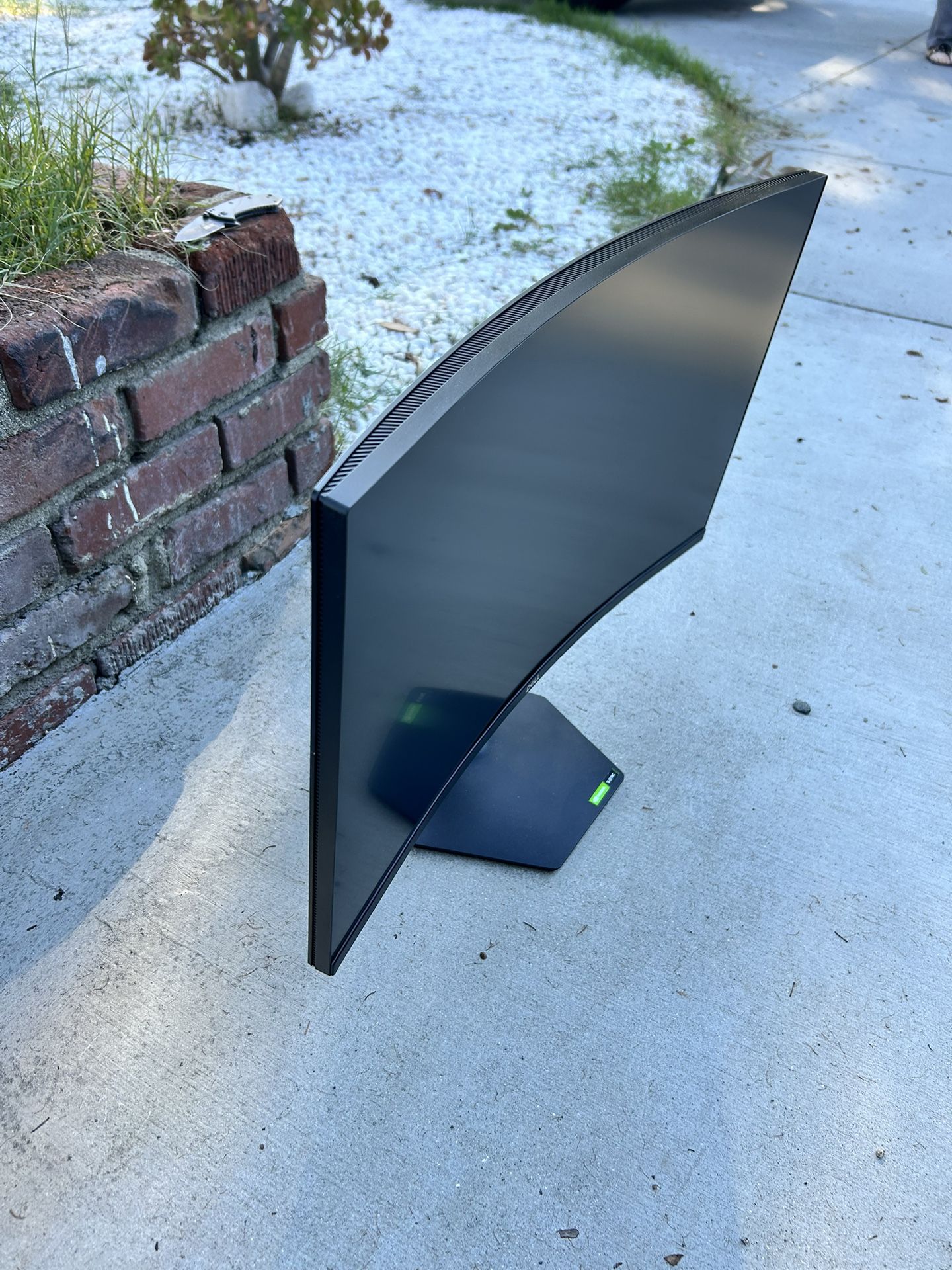 Dell Curved Monitor ($175 Pickup Today!)
