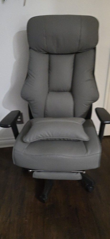 Brad New Office Chair