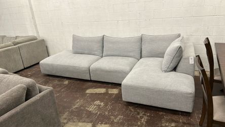 Sectional Sofa - Delivery/Financing Available