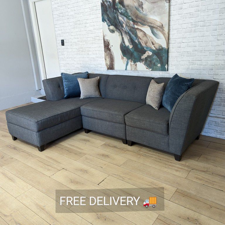 *Like New* ( 6 Months Old ) High End Grey Macy's Furniture 3 Pieces Fabric Sectional Sofa ( Free Delivery ) 
