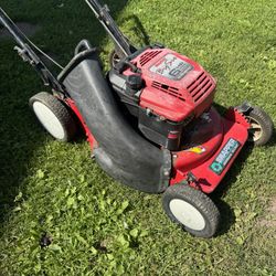 Snapper Self Propelled Mower 6hp w/21” Cutting Deck. No Bag Mulching Only. Works Good. Must Pickup