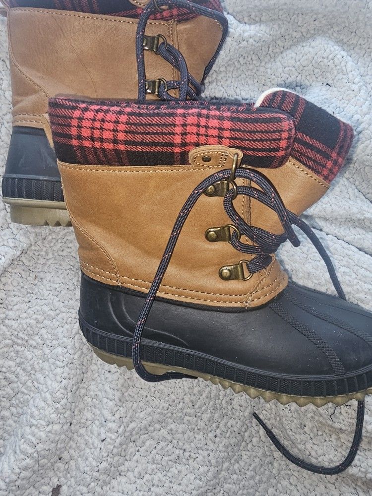 Little Boys size 12/13 boots