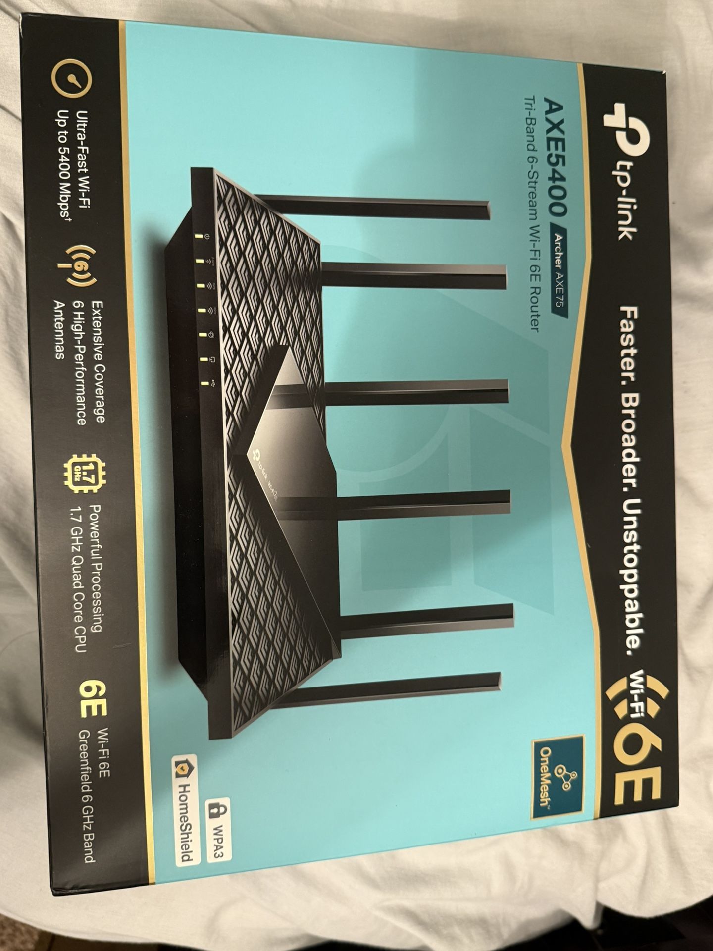 Awesome TP Link Router For Gaming Or Office Use With Additional WiFi Range Extender