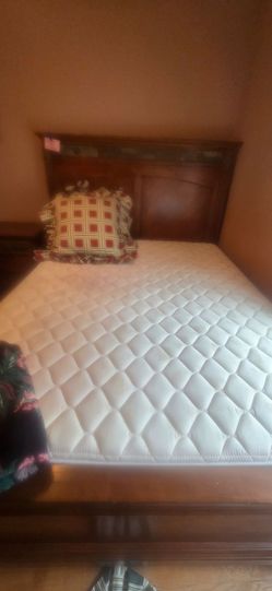 Queen bed
