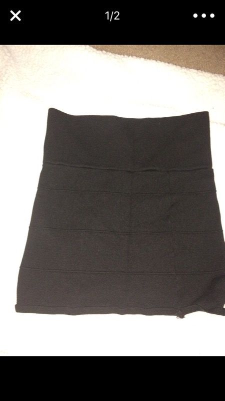 Size S women's black pencil skirt