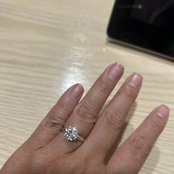 14K white gold Gra moissaite ring