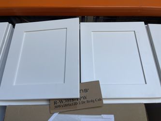 New Wall & Base Kitchen Cabinets(Read Description)