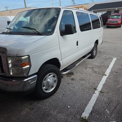 2009 Ford E-350