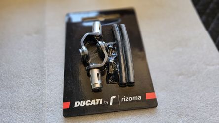 DUCATI RIZOMA Reservoir Mounts
