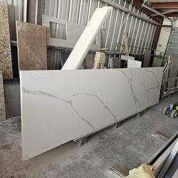 Quartz 1/ 2 Slabs