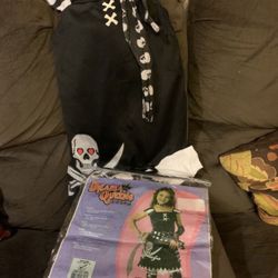 Custome Girl