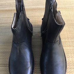 New UGG Neevah Shearing Lined Side Side Ankle 🥾 