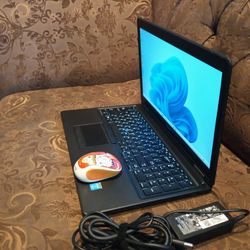 Laptop Dell Latitude E5550-core i5-10gb Ram -240gb HD SSD Solid-go-od For Studen-ts.