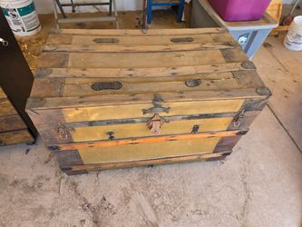 Antique Steamer Trunk with Metal Hardware