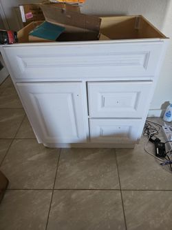 New bathroom cabinet 30w×21D×33H
